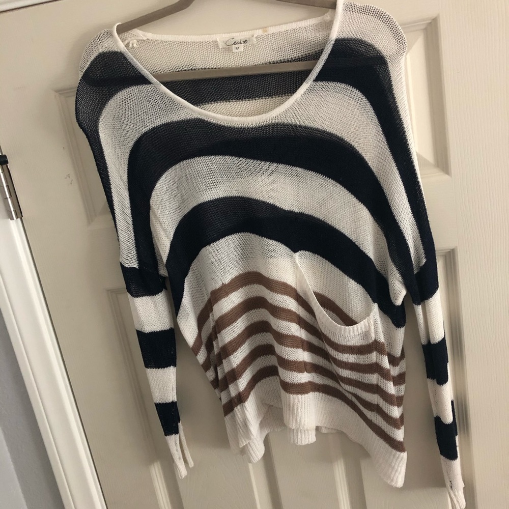 Cute lightweight pullover